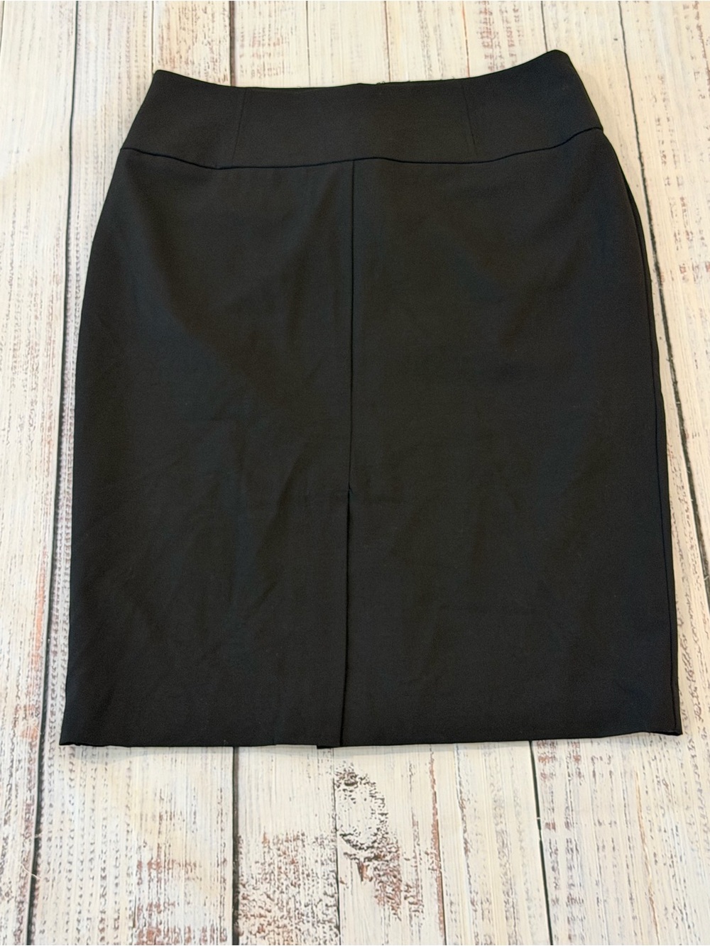 Worthington Stretch Black Pencil Skirt Front Slit, Pleated Back Women’s Size 8